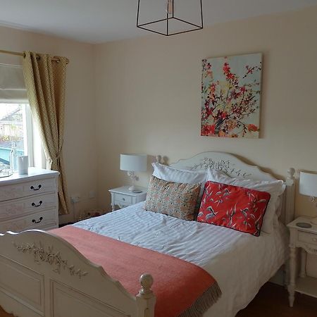 El Roi Guest Accommodation วอเตอร์ฟอร์ด ภายนอก รูปภาพ