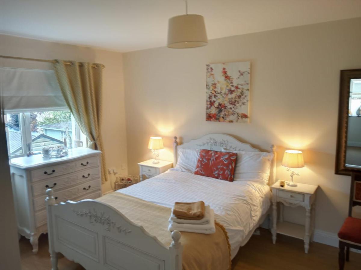 El Roi Guest Accommodation วอเตอร์ฟอร์ด ภายนอก รูปภาพ