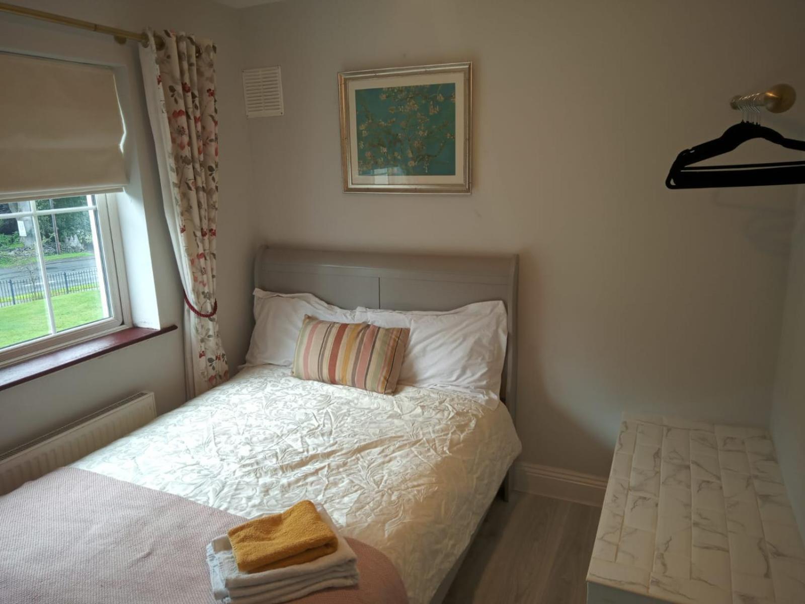 El Roi Guest Accommodation วอเตอร์ฟอร์ด ภายนอก รูปภาพ